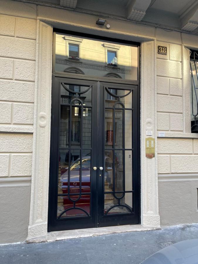 Lacaralele1 Milão Exterior foto